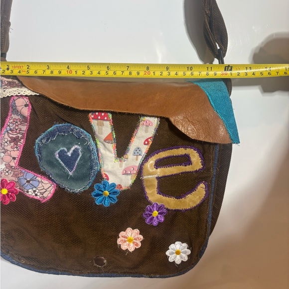 Chic Brown and Tan Crossbody Bag with Embroidered Love Design - Picture 3 of 5